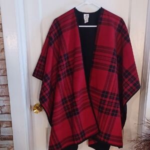 Woolrich Reversible Poncho Red Plaid And Black New No Tag
